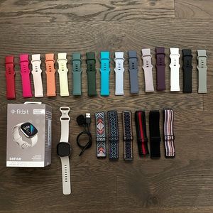 Fitbit Sense 1st Edition Gold Lunar White